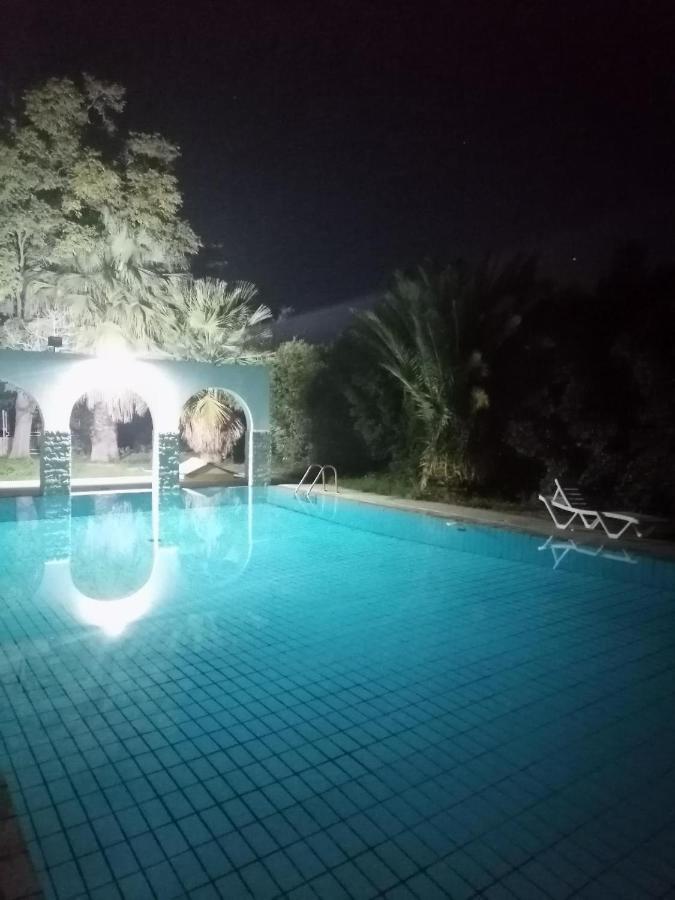 Ευχάριστη Βίλα Στη Χαλκίδα Στην Περιοχή "Αλυκές" 외부 사진
